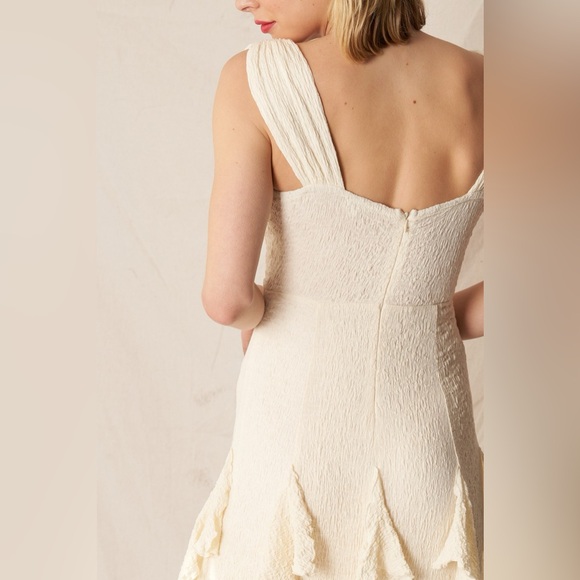 En Creme Sleeveless Corset top Ruffle Maxi dress - Picture 10 of 12